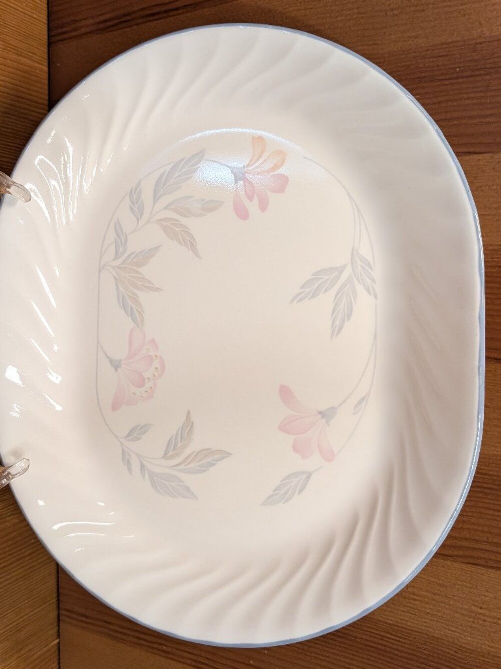 Corelle by Corning PINK TRIO SWIRL Oval Serving Platter 12-1/4" x 10" Plate LNUC